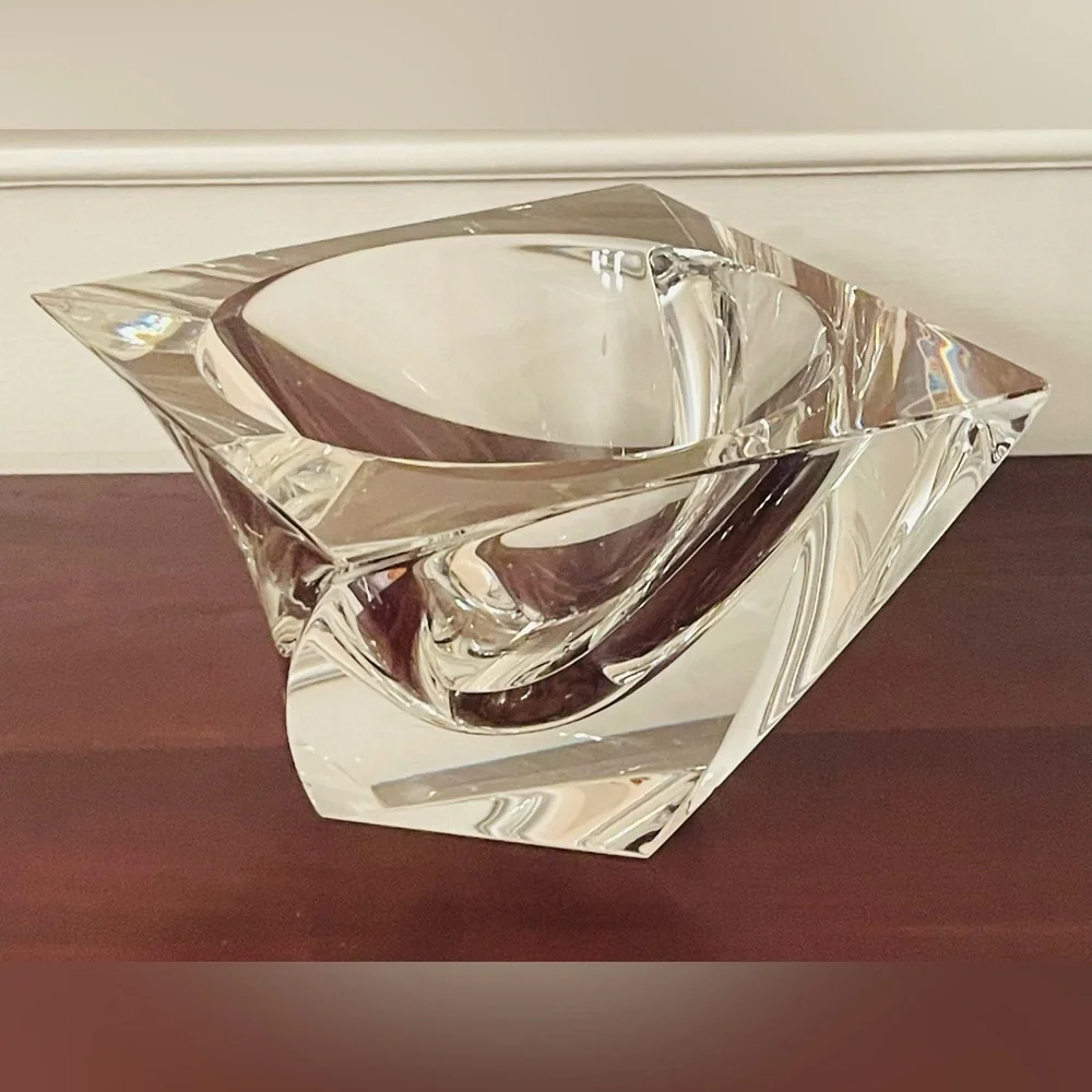 Stunning Vintage Orrefors Sweden Mid-Century Crystal Tornado Heavy Bowl 7 Inch